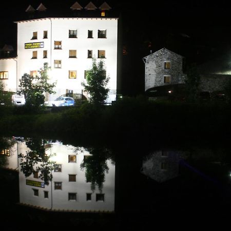 Tres Picos Hotel Eriste Exterior foto