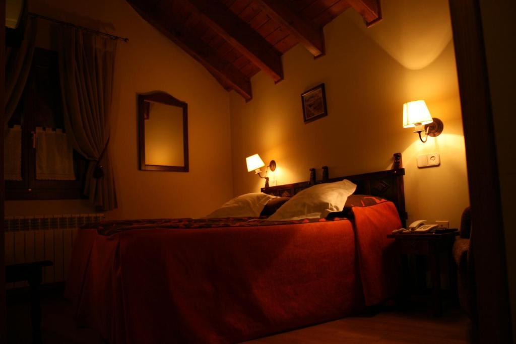 Tres Picos Hotel Eriste Cameră foto